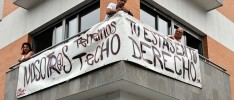 Solidaridad con las familias alojadas en el edificio de la Avenida Juventudes Musicales de Sevilla