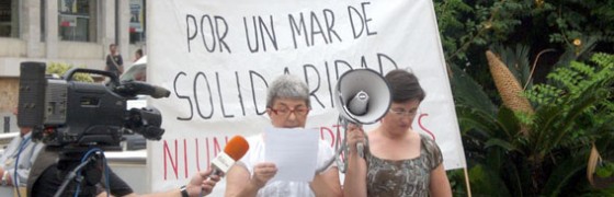Granada: Gestos de denuncia y de solidaridad