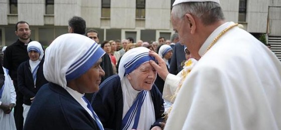 Papa Francisco con las misioneras de la Caridad