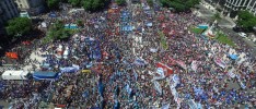 Trabajadoras y trabajadores excluidos reclaman que se atienda la “emergencia humanitaria” de Argentina